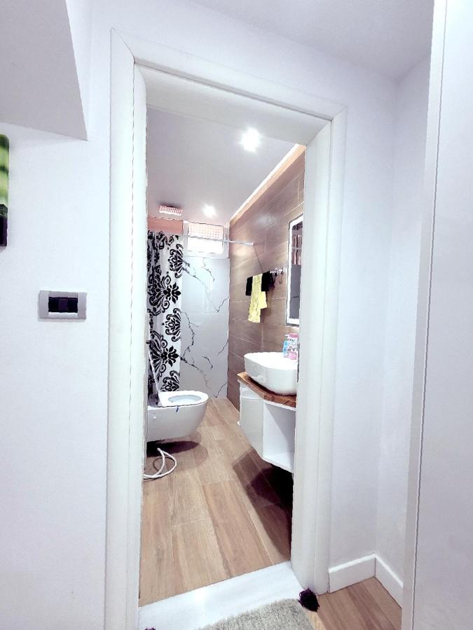 Loi Apartment Saranda Kültér fotó